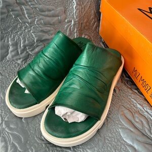 NEW Miz Mooz Leather Slide Sandals - Plymouth - Emerald Green